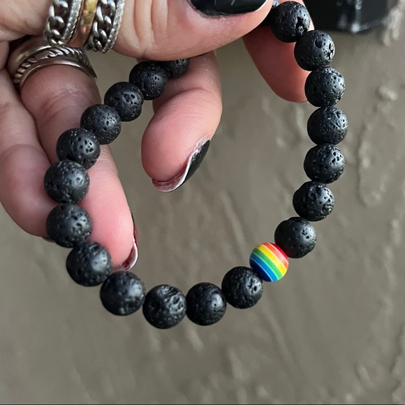 π΄ SALE ! red dot items are 2 for $25 . Bundle more than 3 and its $10 each π - Picture 3 of 9